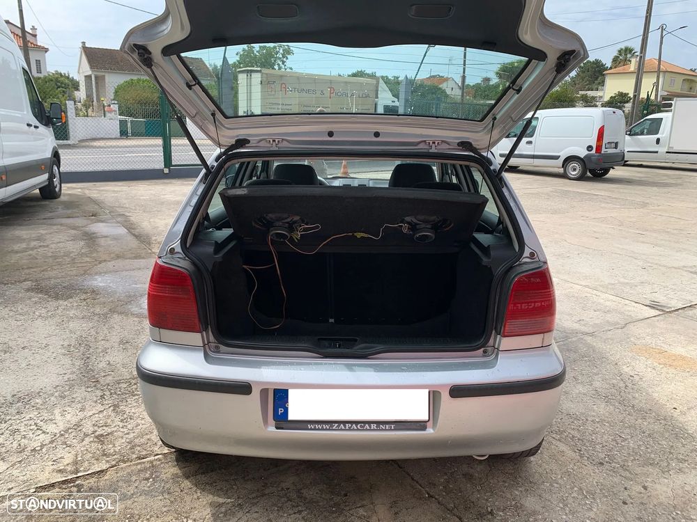 VW Polo 1.0 Conceptline - 8