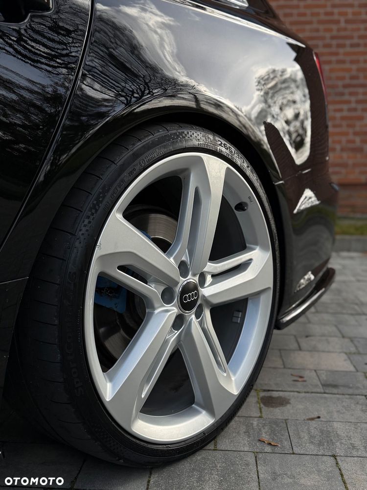 Audi A6 Avant 3.0 TDI quattro S tronic - 17