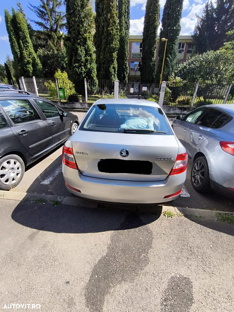 Skoda Octavia 1.6 TDI Ambition - 2