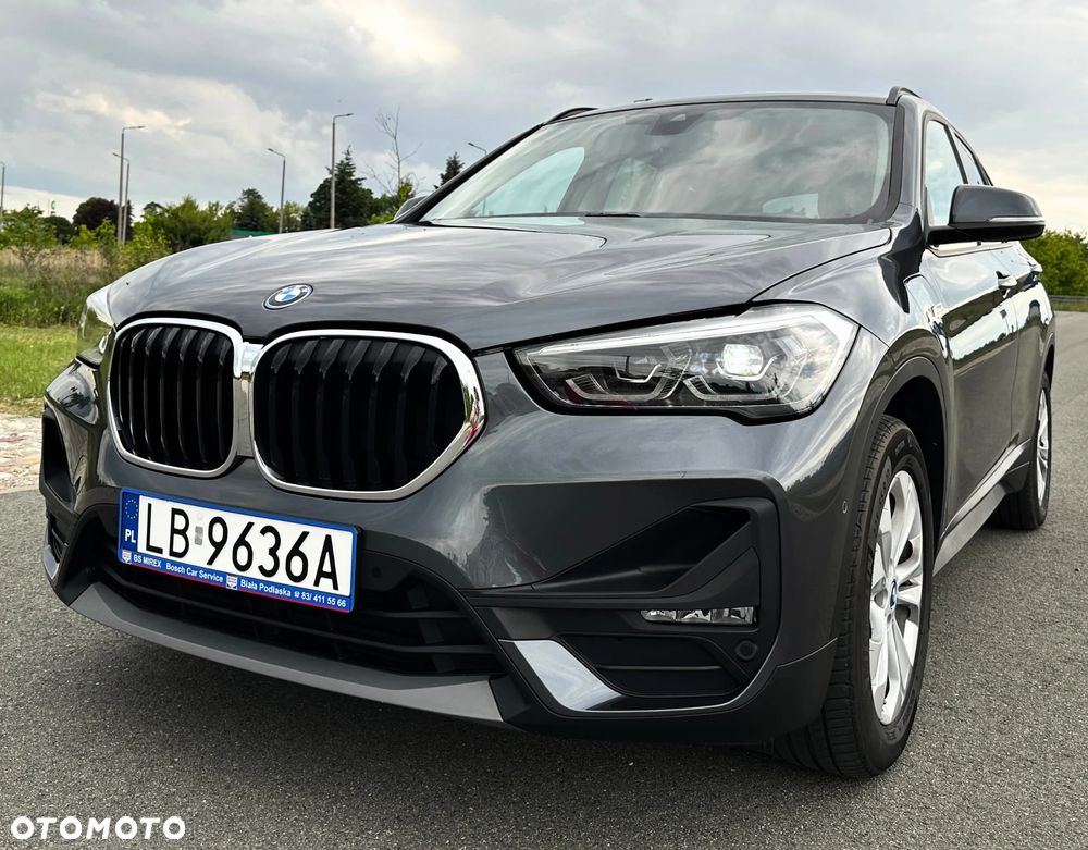 BMW X1 xDrive25e Sport Line - 2