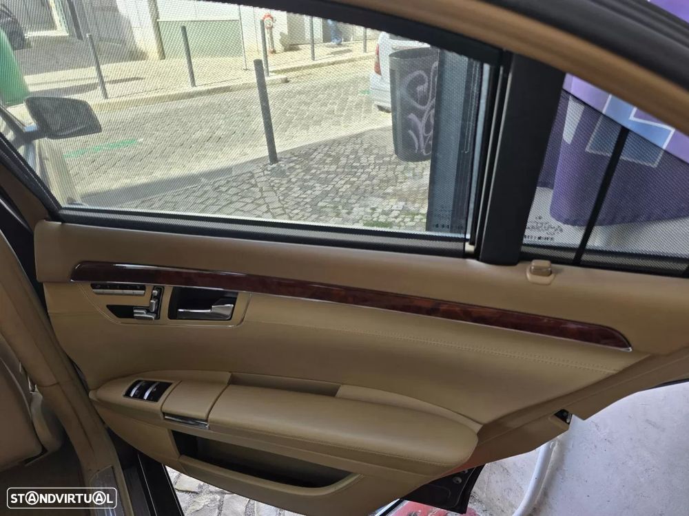 Mercedes-Benz S 400 Hybrid - 9