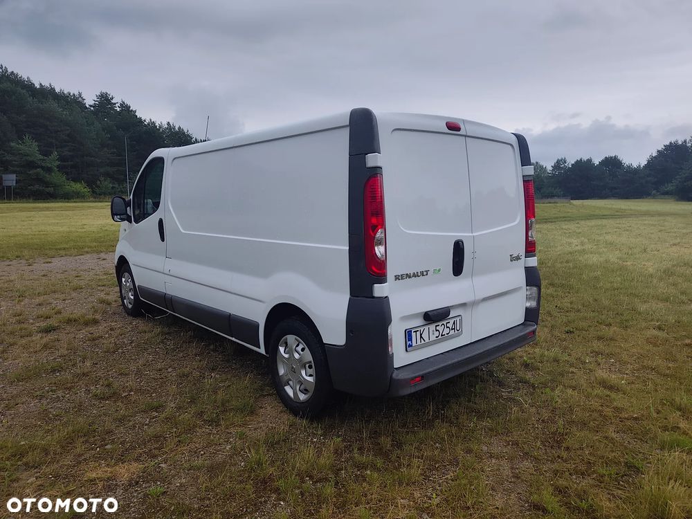 Renault Trafic - 12