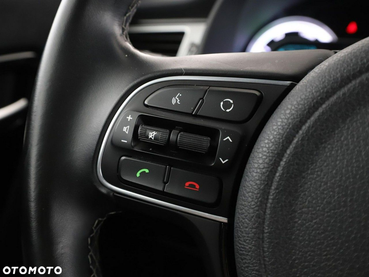 Kia Niro 1.6 GDI HEV 2WD OPF Edition 7 - 33