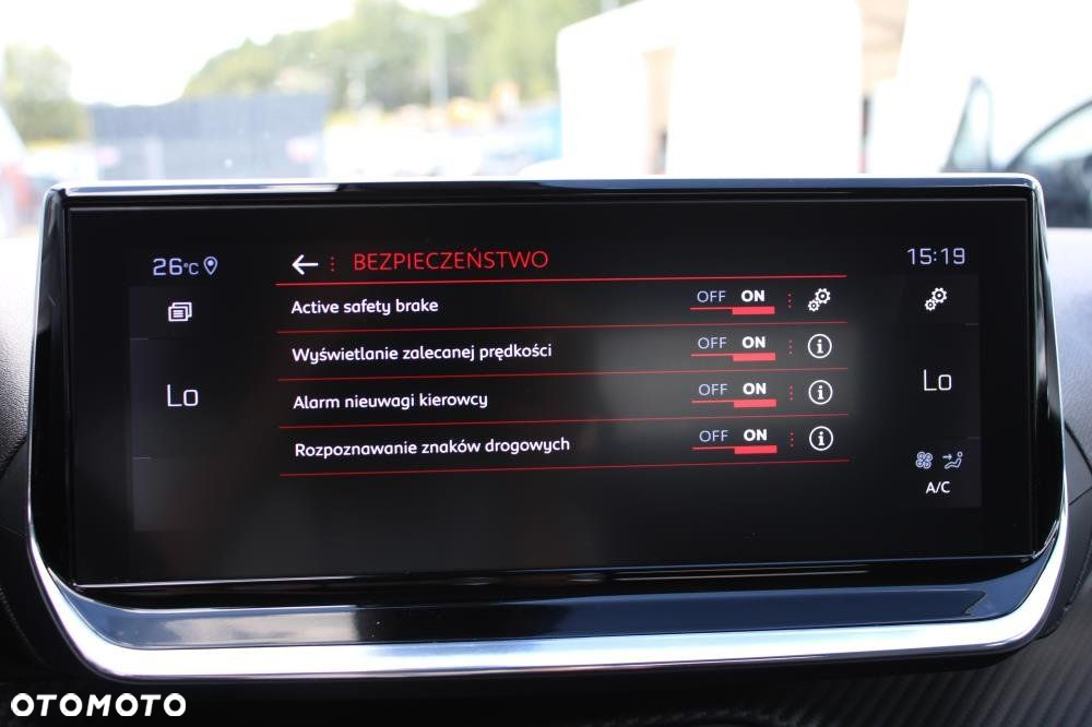 Peugeot 2008 - 23