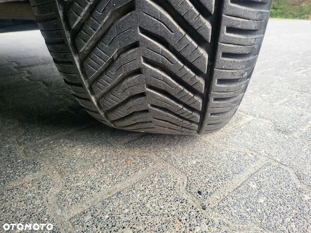 Ford Kuga 2.0 TDCi 4x4 Titanium - 13