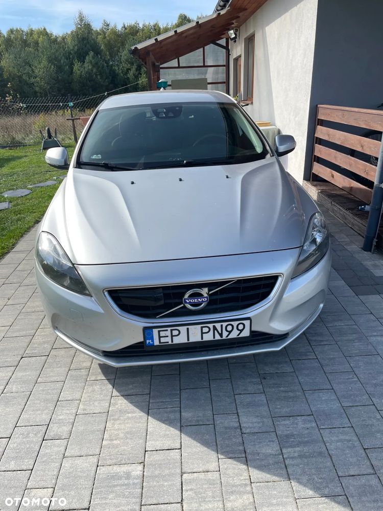 Volvo V40 T2 - 10
