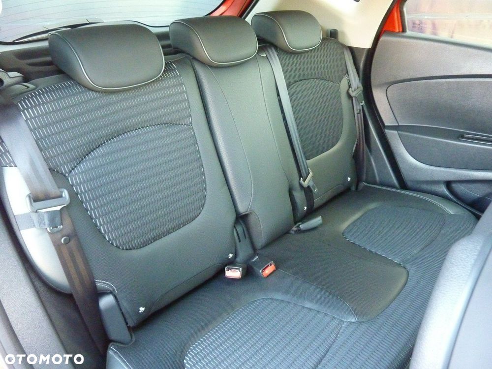 Renault Captur - 17