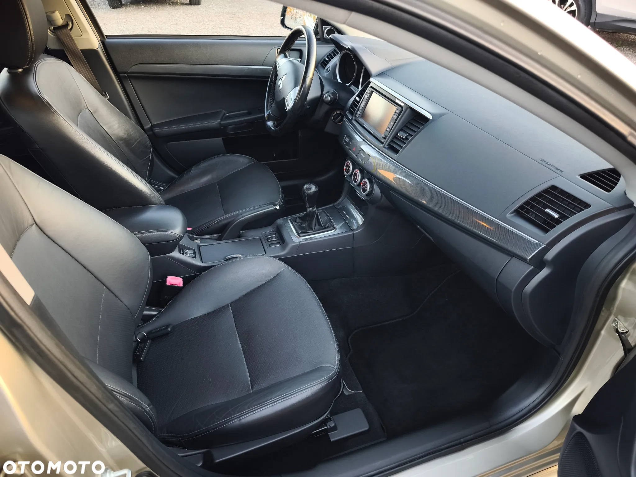 Mitsubishi Lancer 1.8 Instyle NAVI - 5