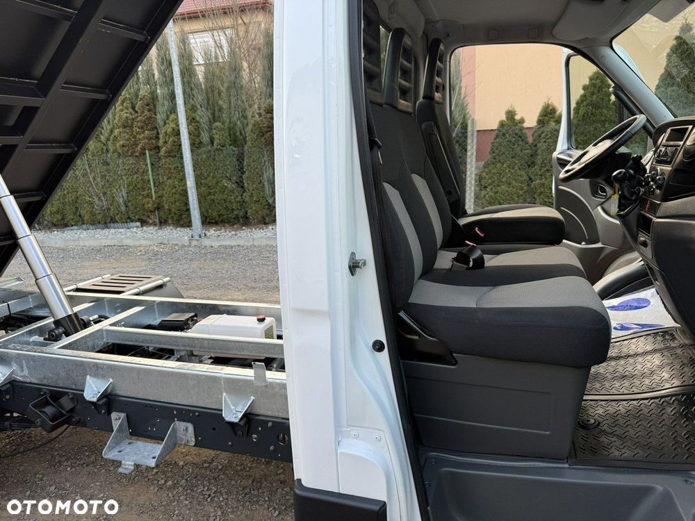 Iveco Daily - 12