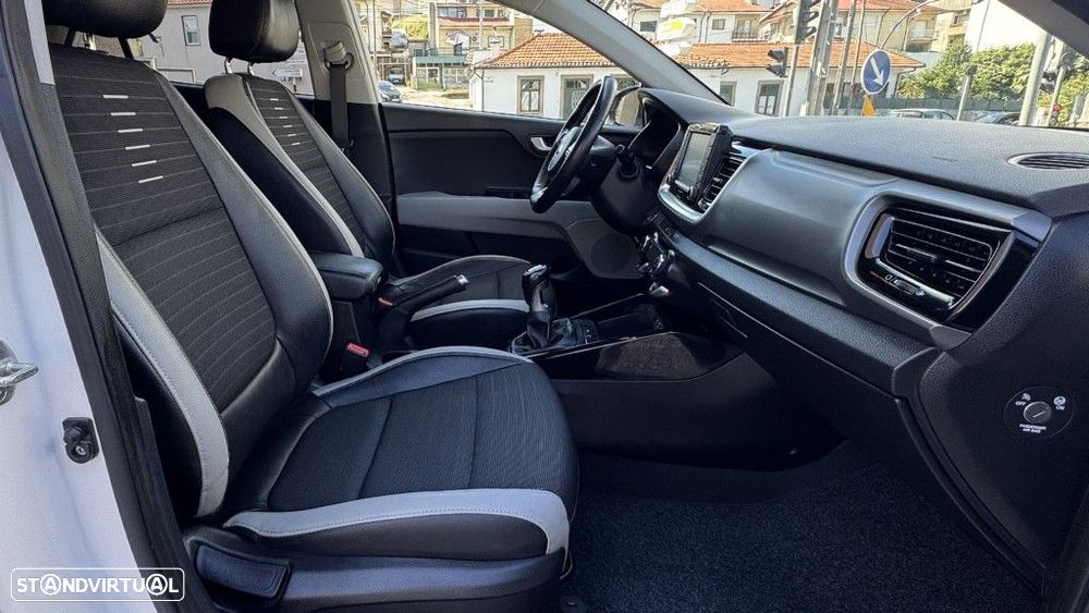 Kia Stonic 1.0 T-GDI Tech - 18
