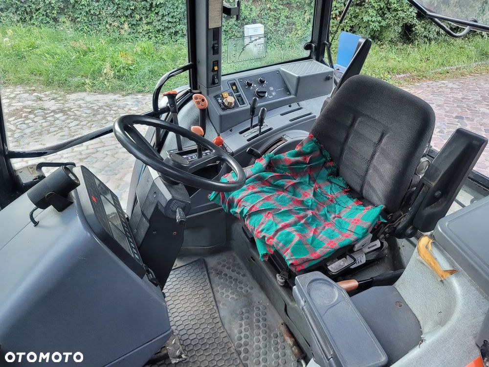 Ford 8340 - 12