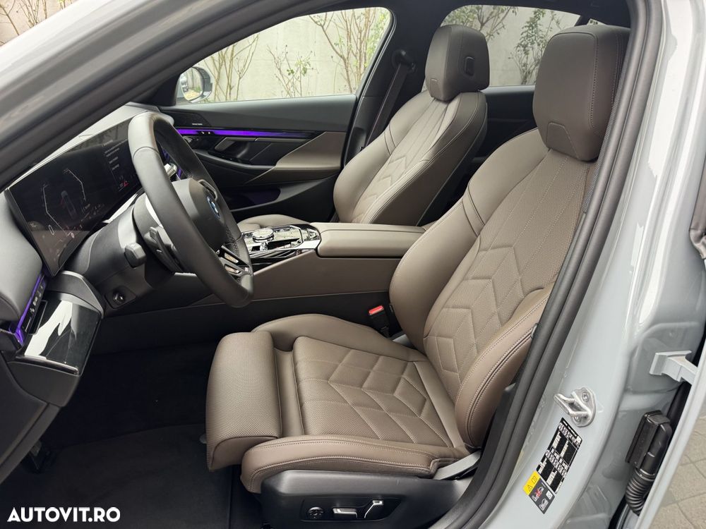BMW Seria 5 530e xDrive Aut. - 10