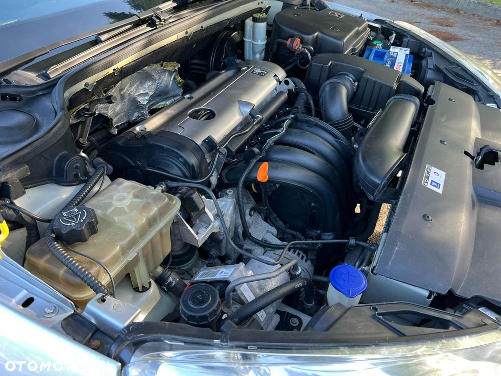 Peugeot 407 2.2 Intense - 4