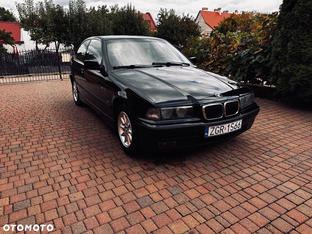 BMW Seria 3 316i - 33