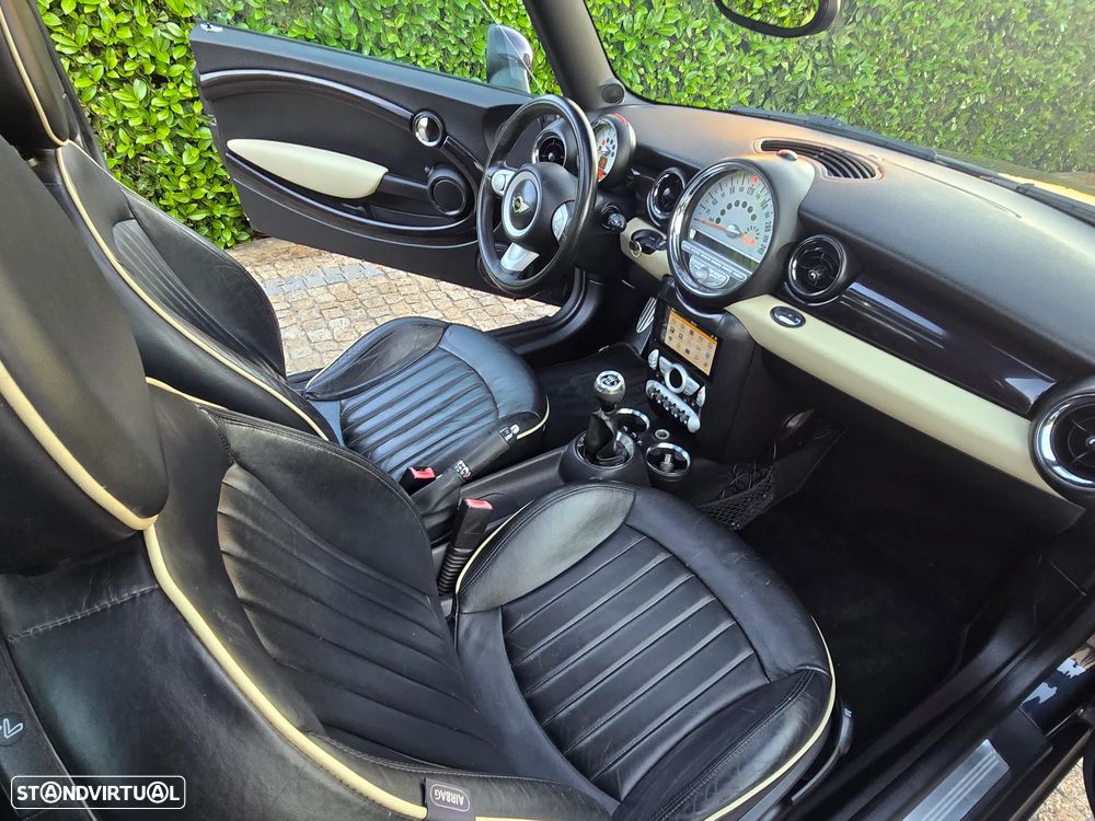 MINI 3 Portas Cooper D - 4