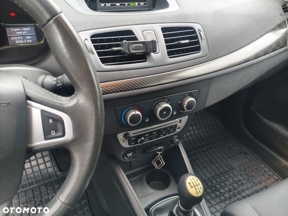 Renault Megane - 11