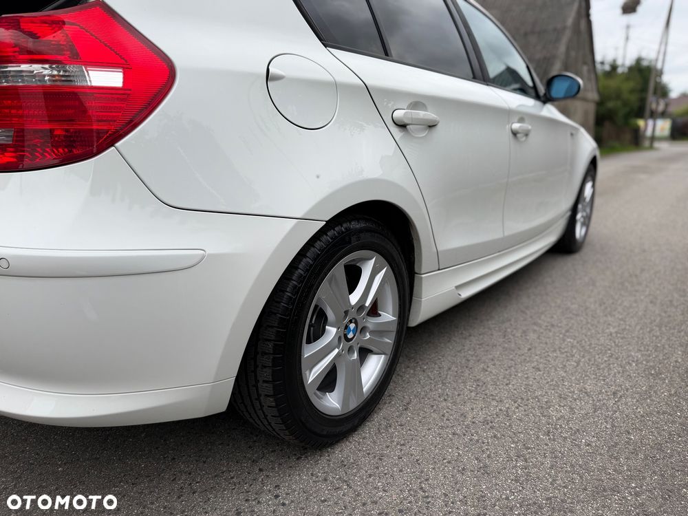 BMW Seria 1 116i - 8