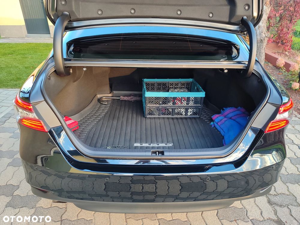 Toyota Camry 2.5 Hybrid Executive CVT - 10