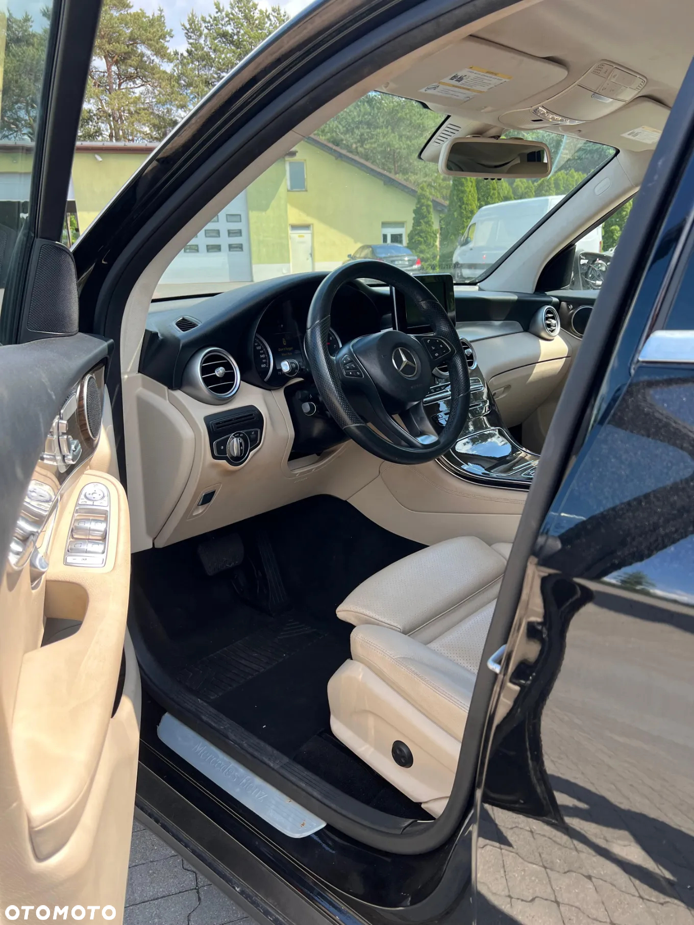 Mercedes-Benz GLC 300 4Matic 9G-TRONIC Exclusive - 5