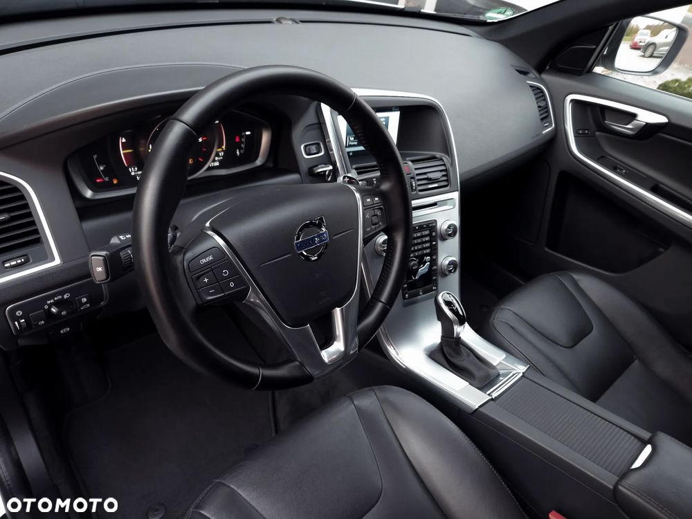 Volvo XC 60 D4 Geartronic Summum - 5