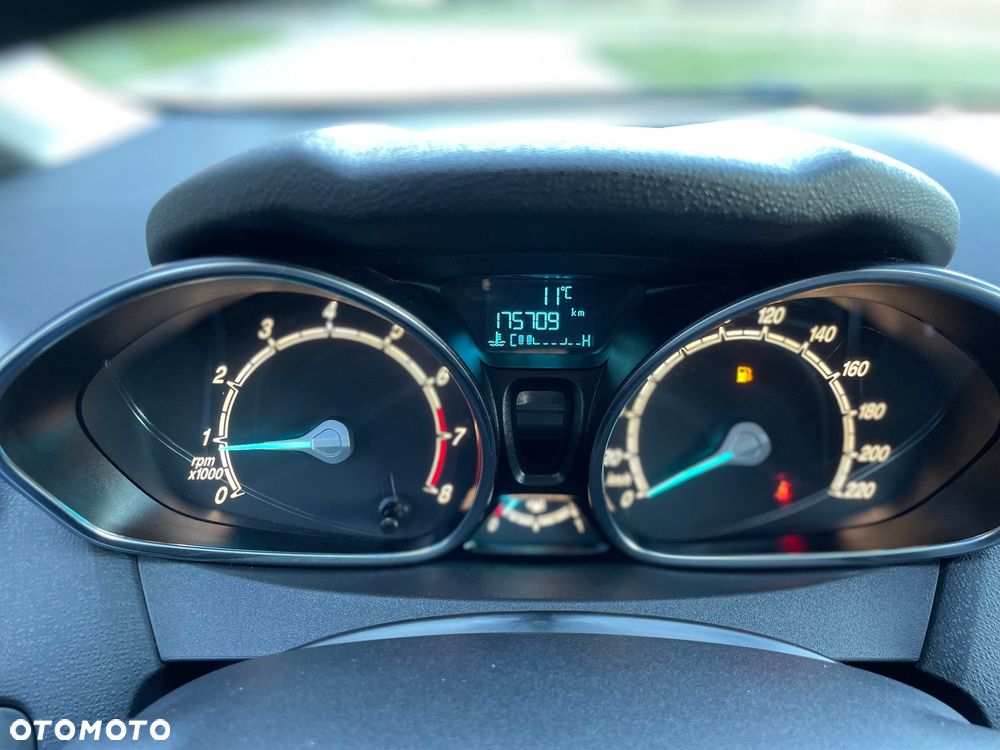 Ford Fiesta 1.0 EcoBoost Titanium - 26