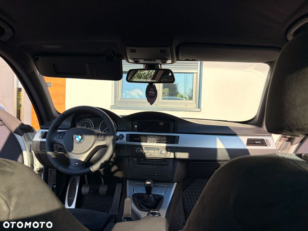 BMW Seria 3 320d - 12