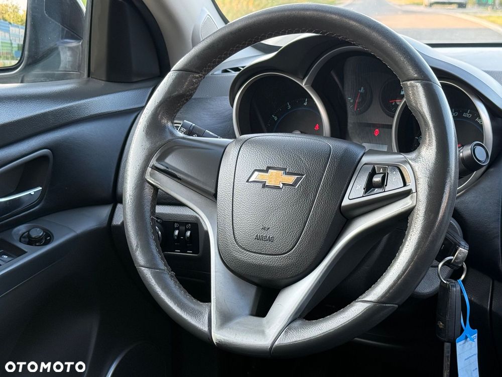 Chevrolet Cruze 1.8 LS MY11 - 31