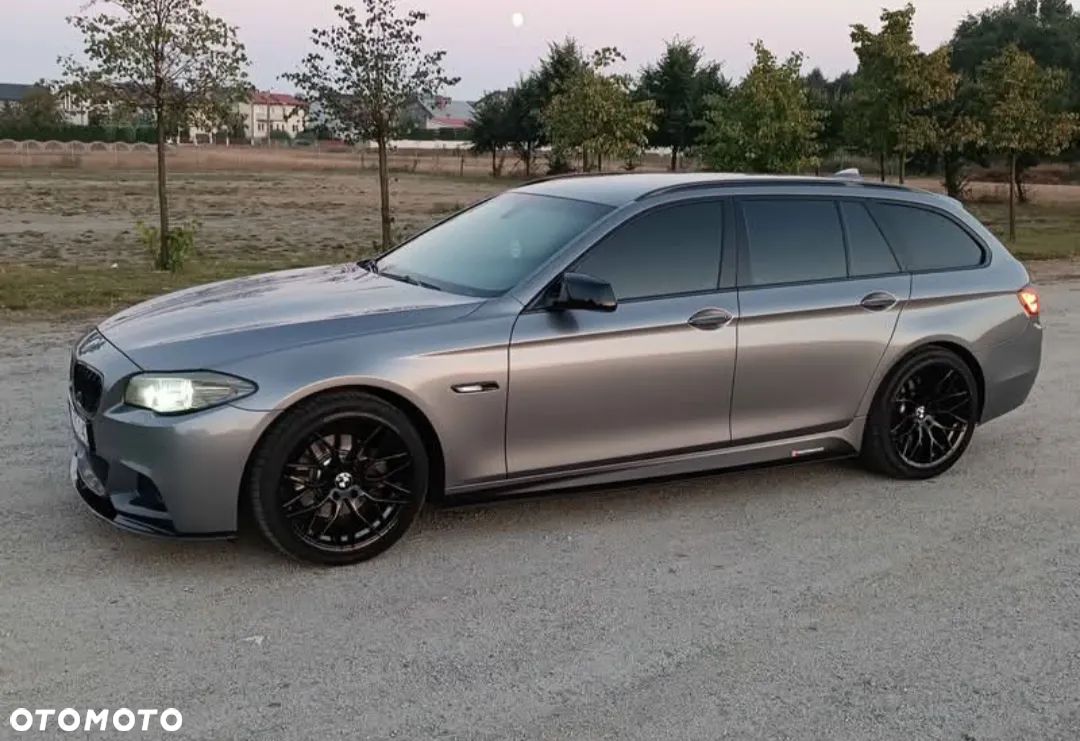 BMW Seria 5 520d Touring - 1