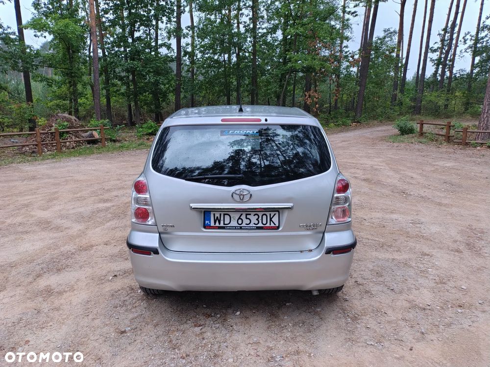 Toyota Corolla Verso 1.8 Sol 7os MM - 16