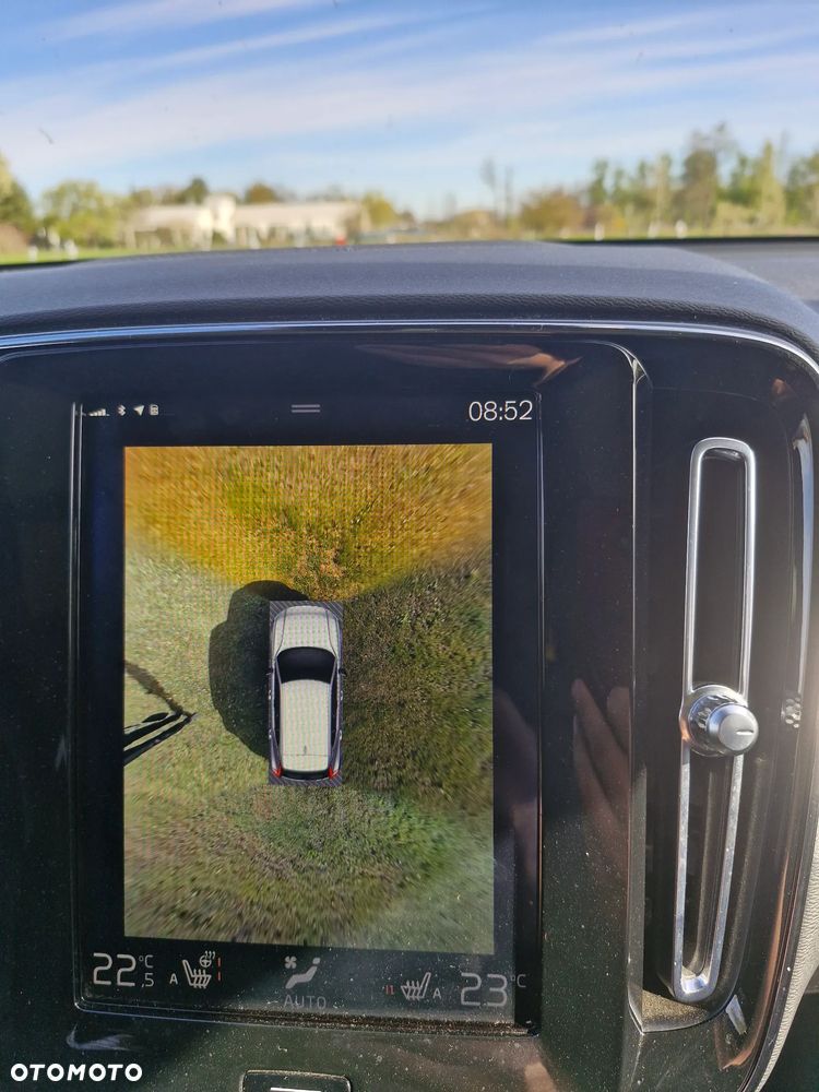 Volvo XC 40 D4 AWD Geartronic Momentum Pro - 12