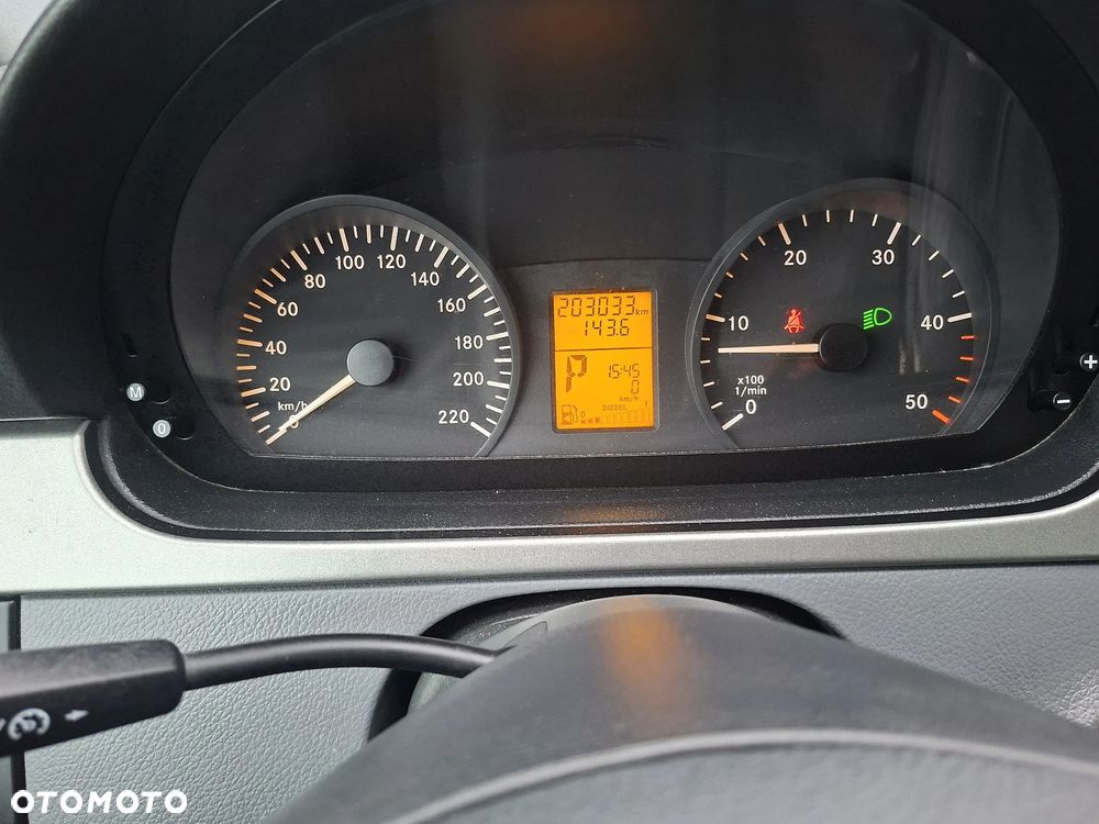 Mercedes-Benz Viano - 17