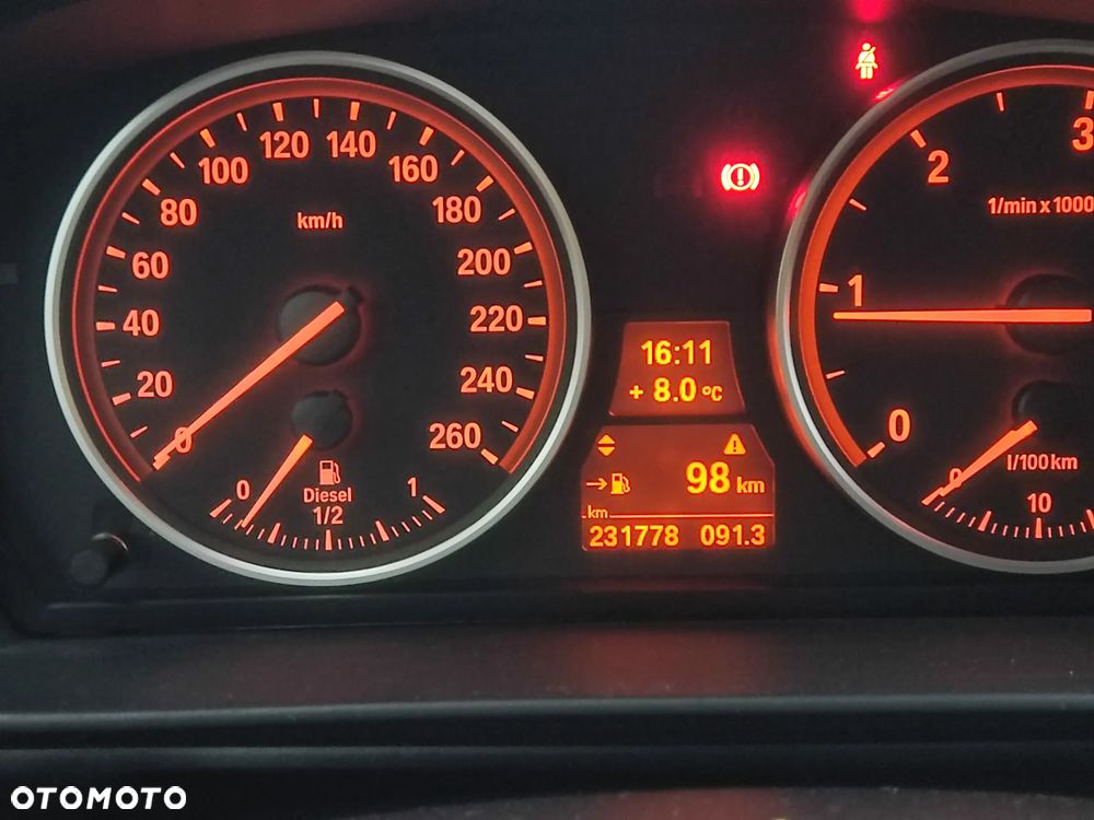 BMW Seria 5 520d Edition Exclusive - 39