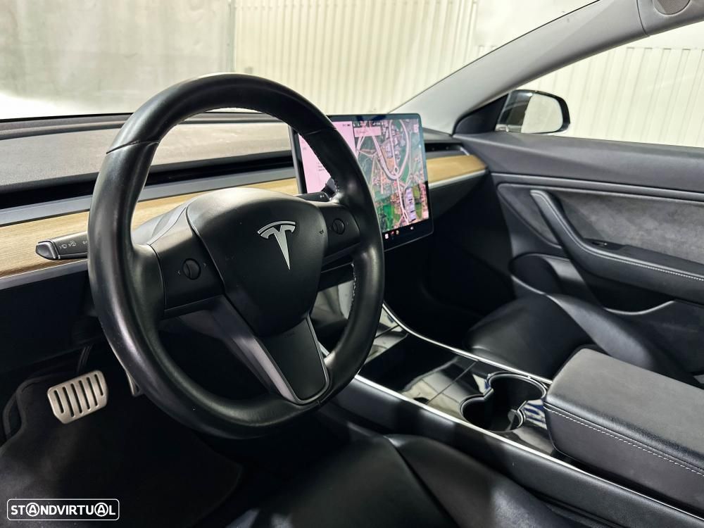 Tesla Model 3 Performance Dual Motor AWD - 19