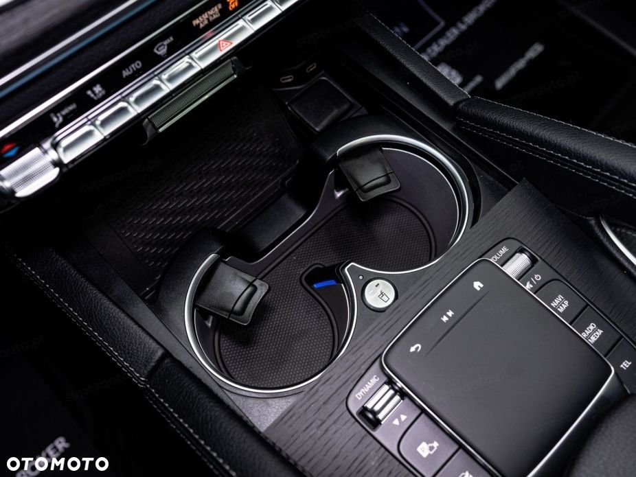 Mercedes-Benz GLS - 11