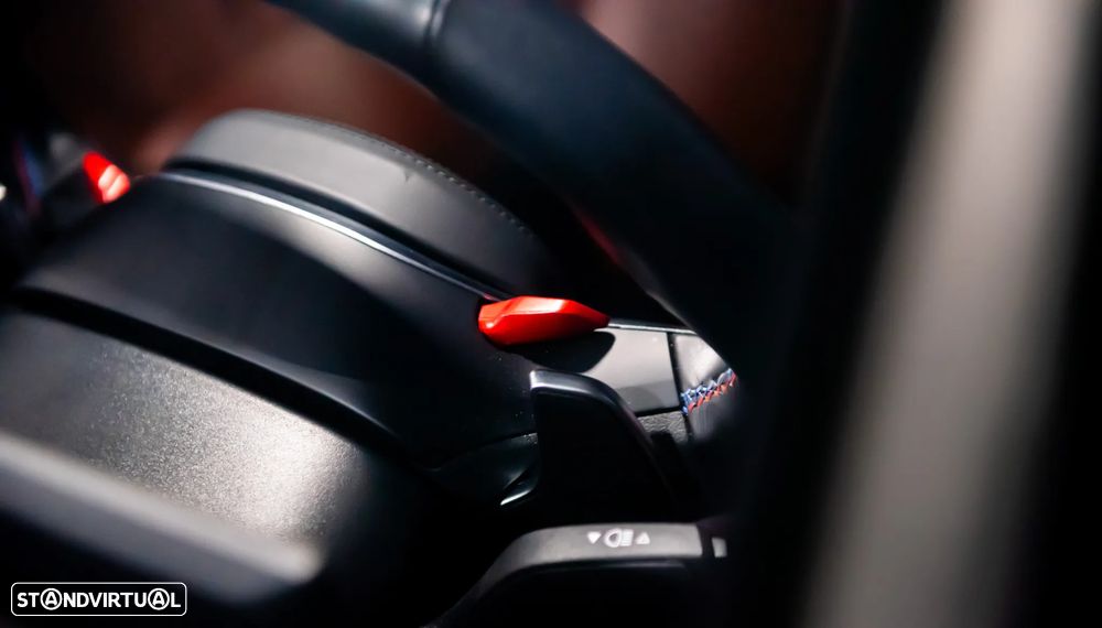 BMW M3 Competition Touring M xDrive - 44