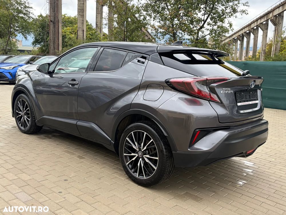 Toyota C-HR - 4