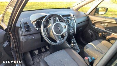 Kia Venga - 11