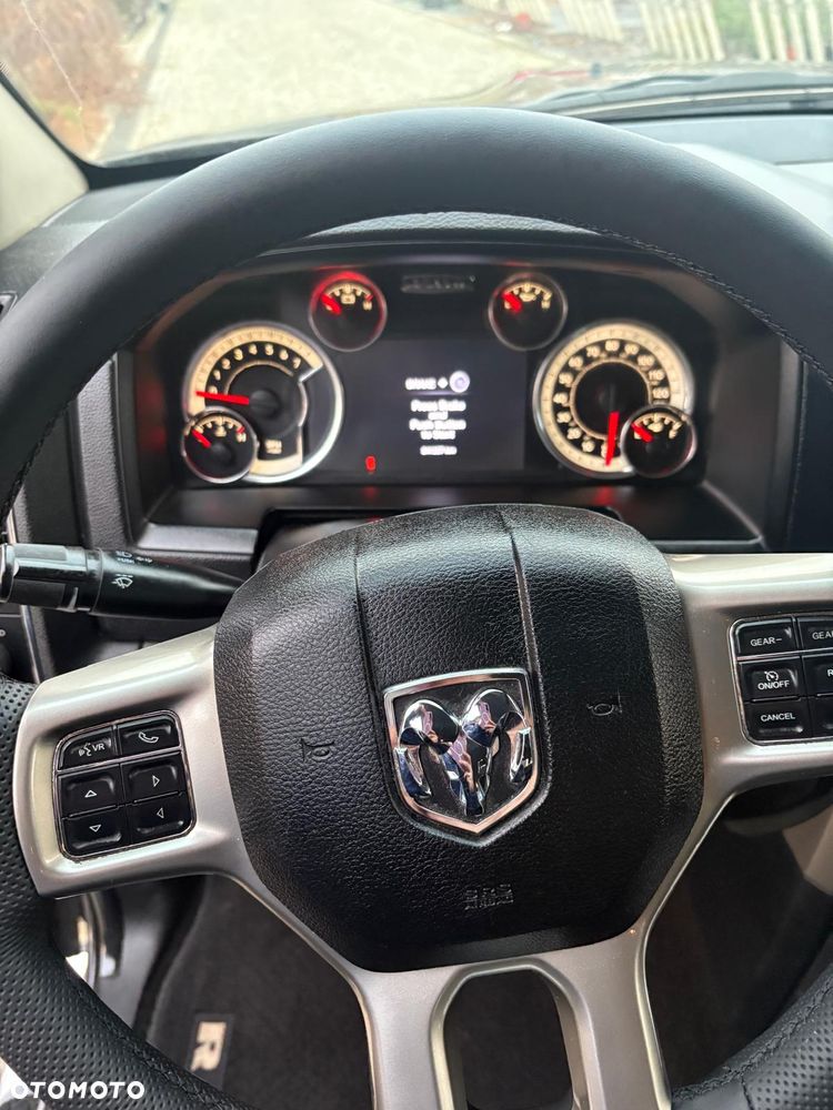 Dodge RAM 5.7 4x4 - 13