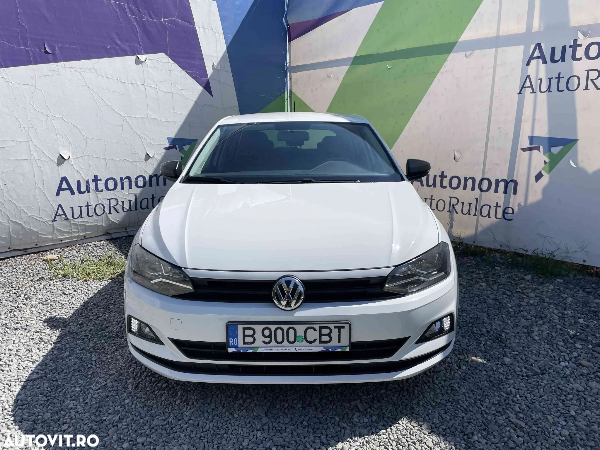 Volkswagen Polo 1.0 Trendline - 1