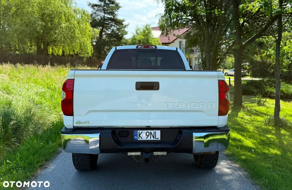 Toyota Tundra 5.7 4x4 Double Cab Limited - 9