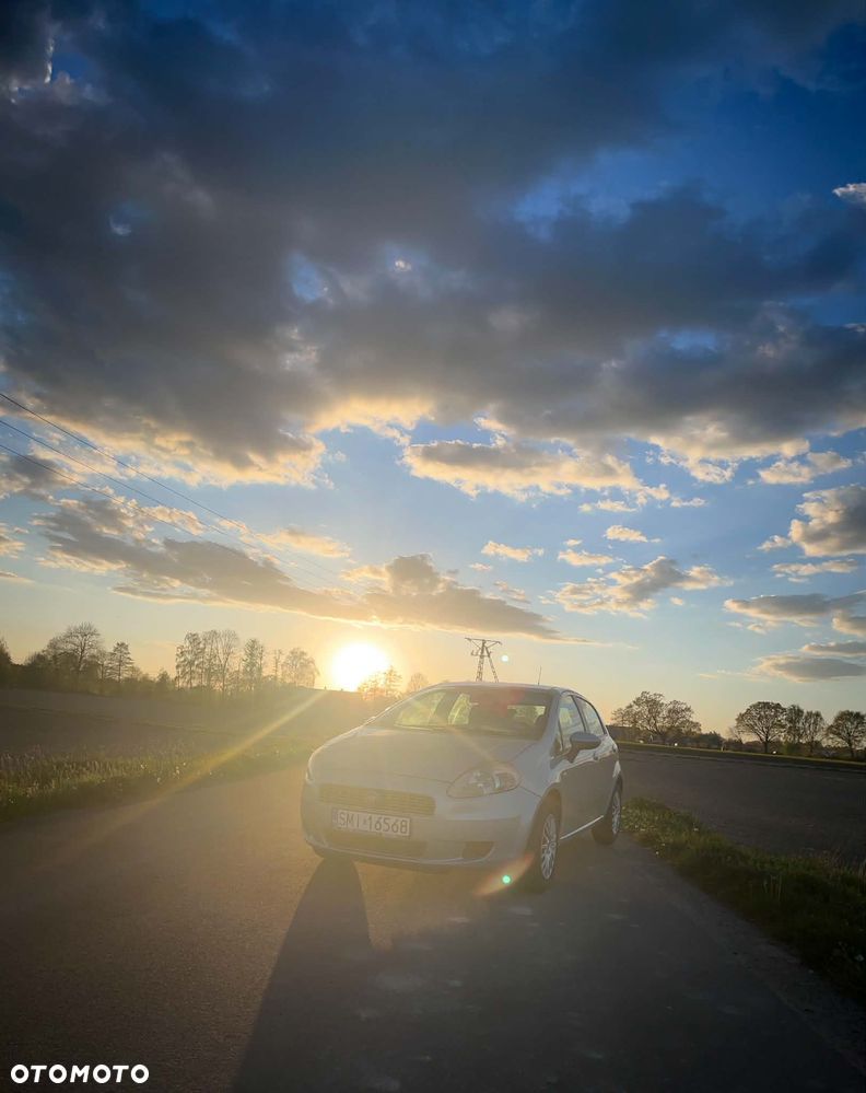 Fiat Grande Punto 1.4 8V GP - 2