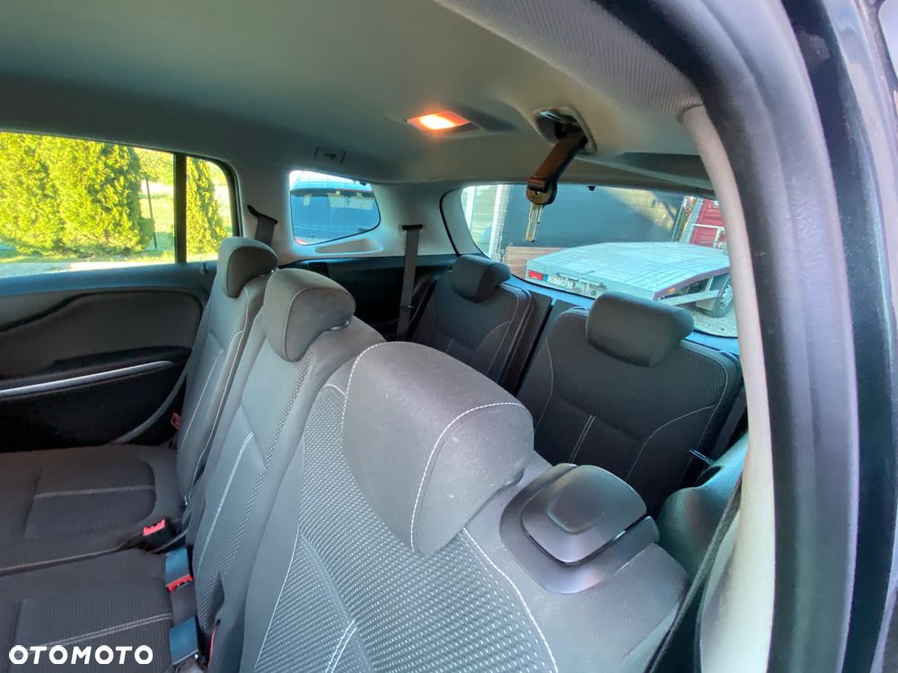 Opel Zafira Tourer 1.4 Turbo drive - 16