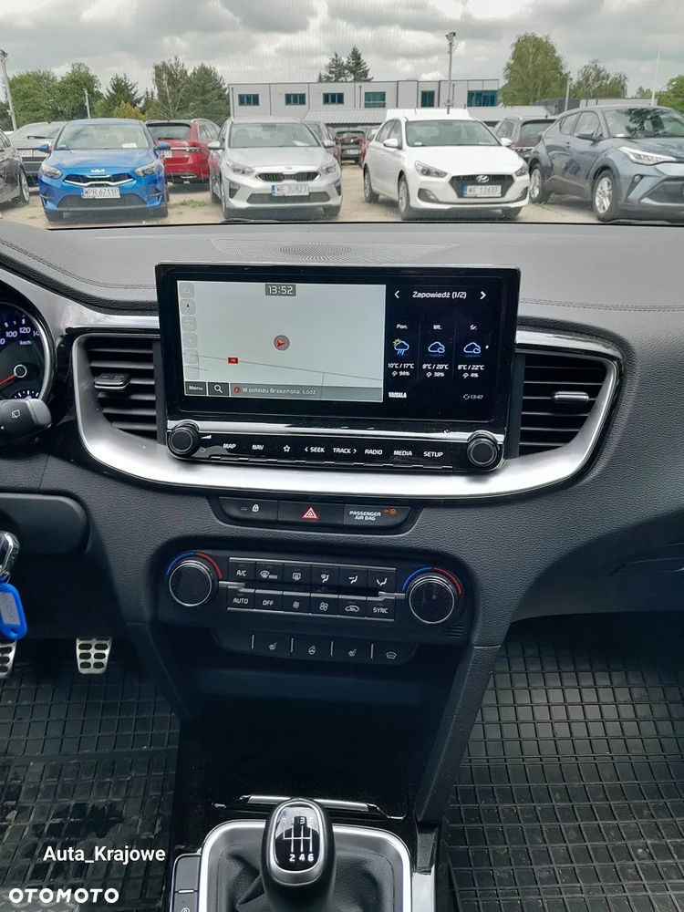 Kia Ceed 1.5 T-GDI Business Line - 13
