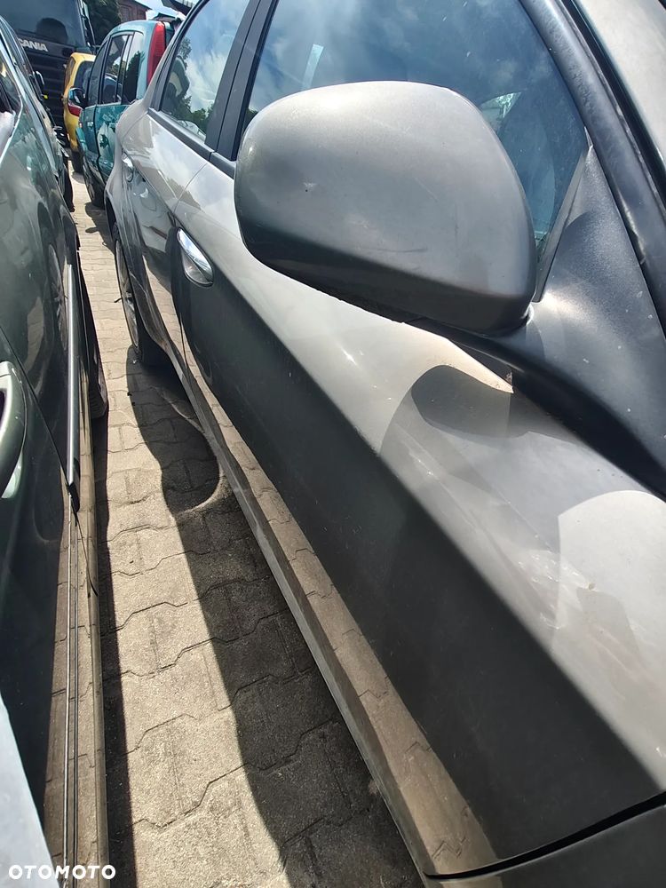 Alfa Romeo 159 2,4  JTDM  diesel na części drzwi szyba klapa lusterko silnik skrzynia fotel itp - 16