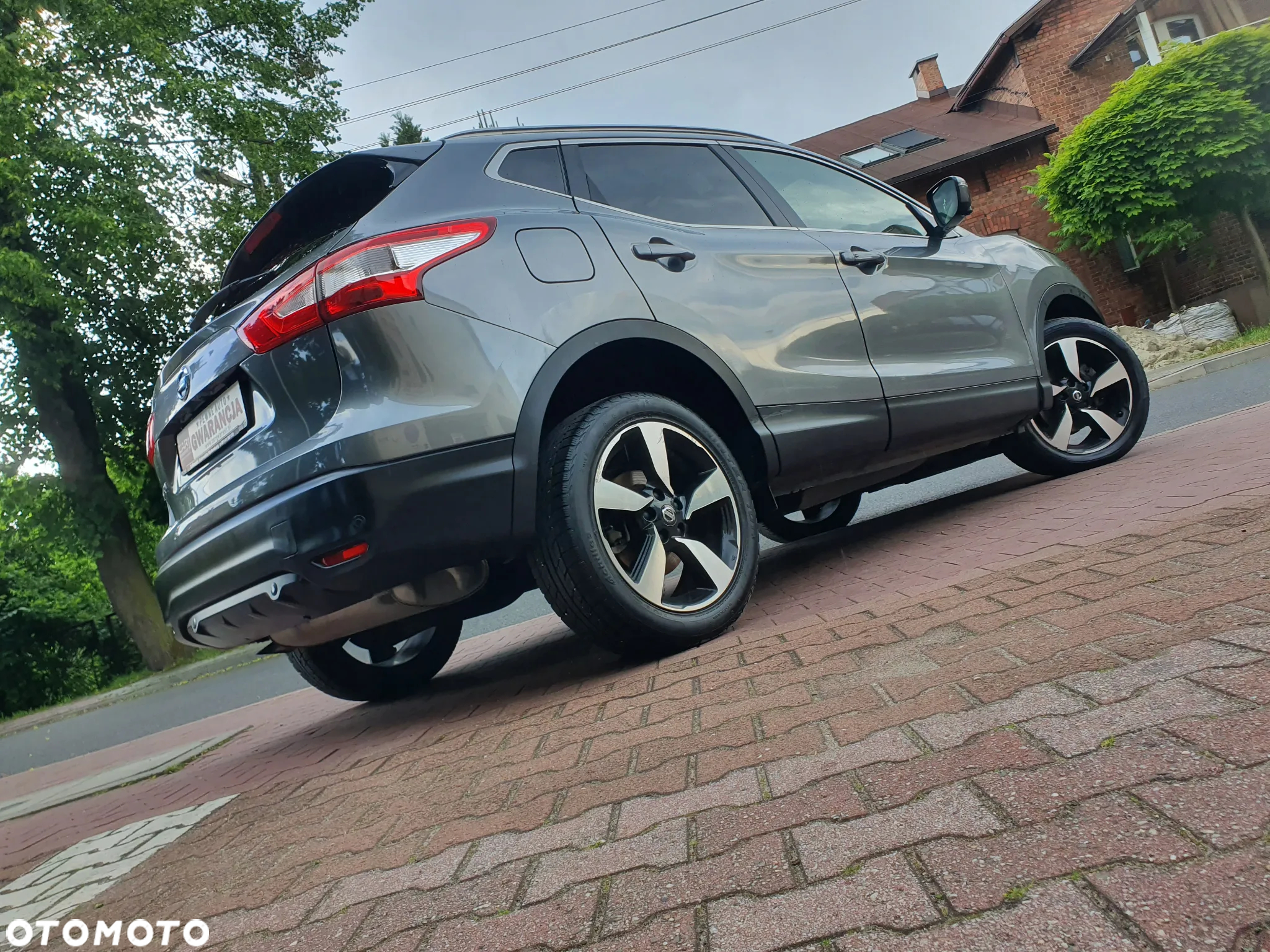 Nissan Qashqai 1.6 DIG-T N-Connecta - 23