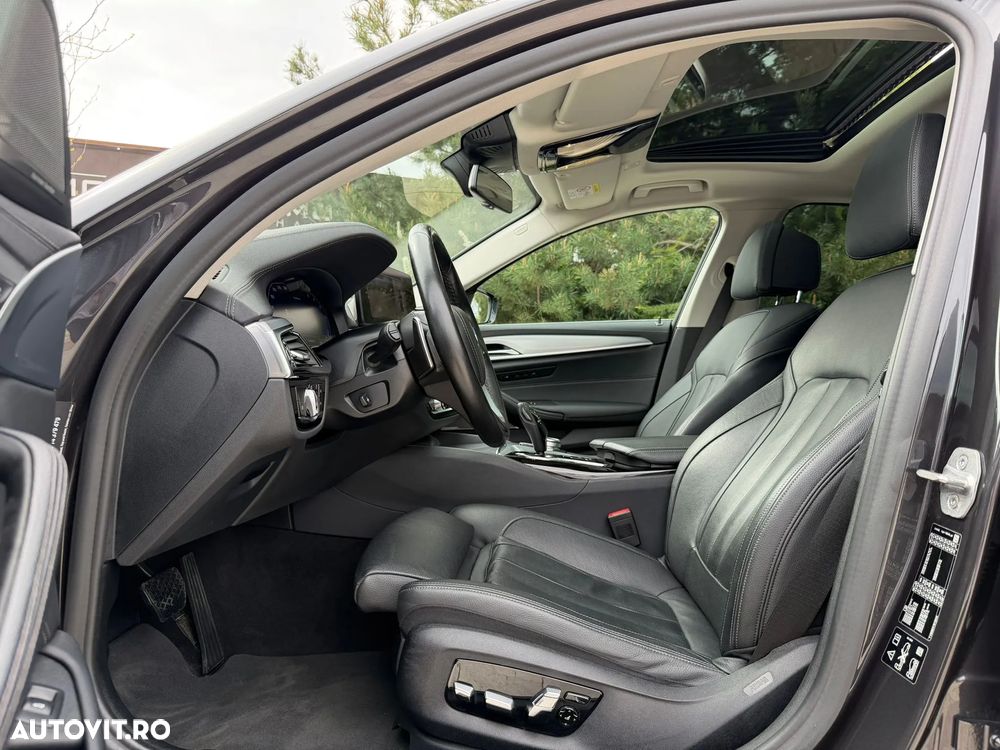 BMW Seria 5 530d xDrive AT MHEV - 10