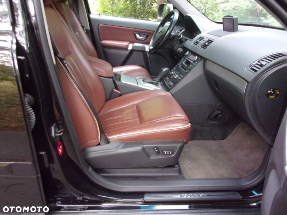 Volvo XC 90 D5 AWD Executive - 38