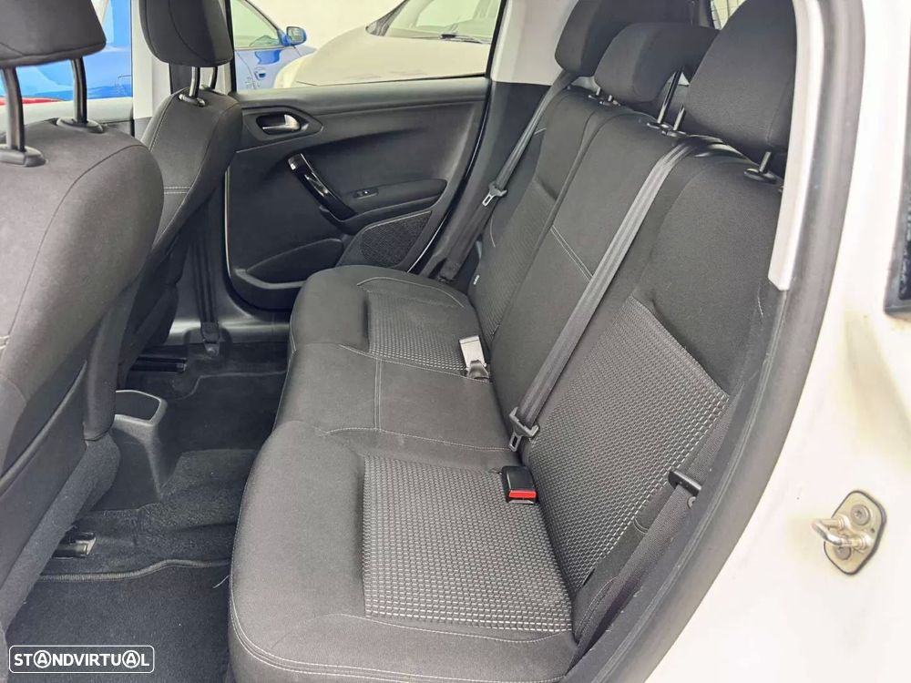 Peugeot 208 1.6 BlueHDi Allure - 7