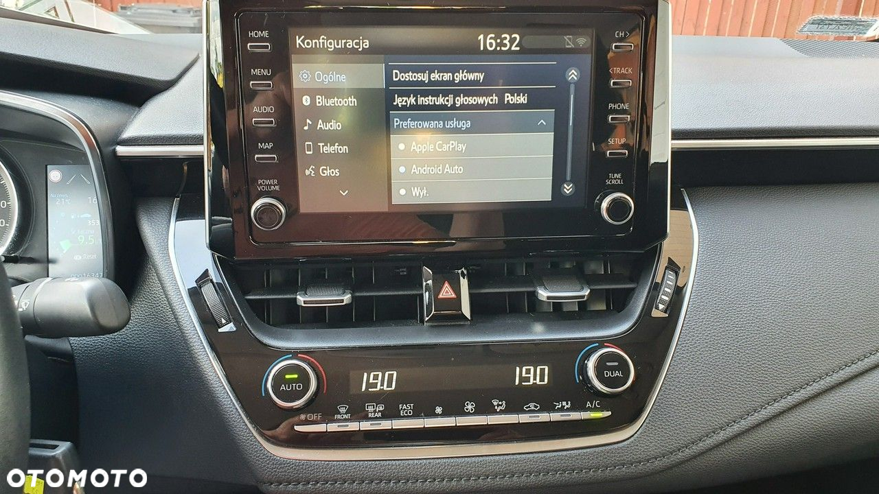 Toyota Corolla 1.6 Comfort - 20