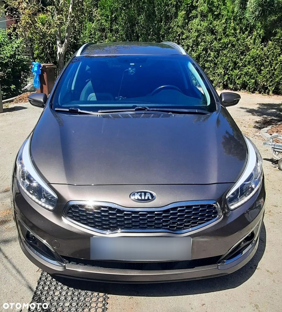 Kia Ceed 1.6 GDI L - 1